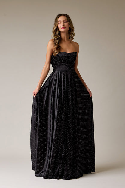 Vestido Corte en A Cuello Redondo con Aplicaciones. (Dos Colores)