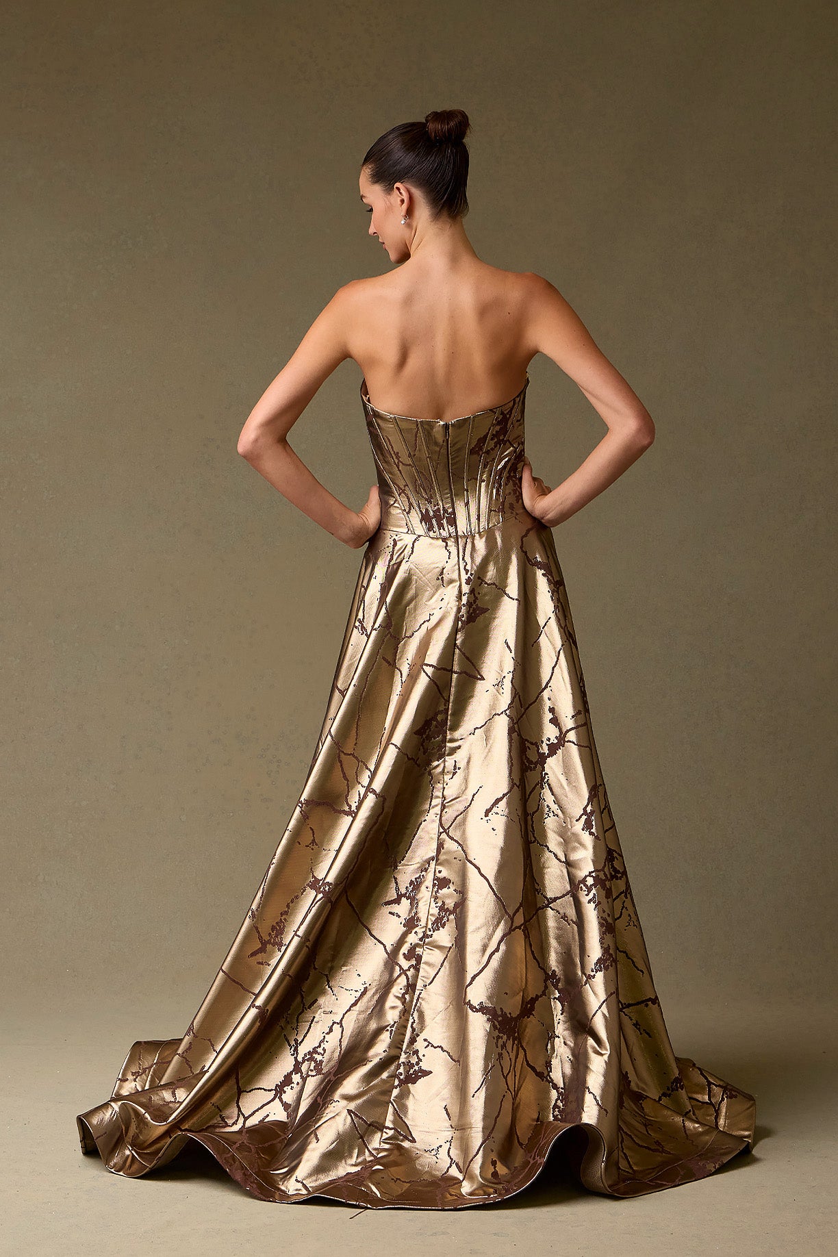 Vestido de Corte en A, de Jacquard Estampado, con Escote Ojo de Gato, Color Dark Brown Print