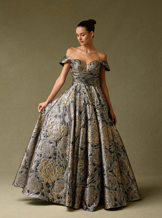 Vestido de Jacquard Estampado, con Hombros Descubiertos, Escote Corazón y Bolsillos Laterales, Color Gold -Black Print