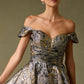 Vestido de Jacquard Estampado, con Hombros Descubiertos, Escote Corazón y Bolsillos Laterales, Color Gold -Black Print