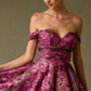 Vestido de Jacquard Estampado, Hombros Descubiertos, Corte en A, Drapeado en la Cintura y Bolsillos Laterales, Color Magenta Print