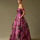 Vestido de Jacquard Estampado, Hombros Descubiertos, Corte en A, Drapeado en la Cintura y Bolsillos Laterales, Color Magenta Print