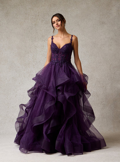 Vestido de Tul con Brillo y Bordado con Lentejuelas, con Falda Amplia en Olanes, Color Plum