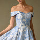 Vestido de Jacquard Estampado, Hombros Descubiertos, Corte en A, Drapeado en la Cintura y Bolsillos Laterales, Color Ice Blue White Print