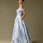 Vestido de Jacquard Estampado, Hombros Descubiertos, Corte en A, Drapeado en la Cintura y Bolsillos Laterales, Color Ice Blue White Print