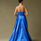 Vestido Corte  A, con Escote Redondo con Detalle de Drapeado y Cuentas, con Abertura y Bolsillos en los Costados, Color Black y Royal