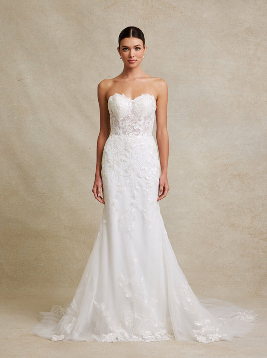 Vestido de Novia Corte Sirena de Encaje Escote de Corazón Color Off White