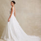 Vestido de Novia con Cuello V de Tul Bordado con Lentejuelas y Cristales, Color Off White