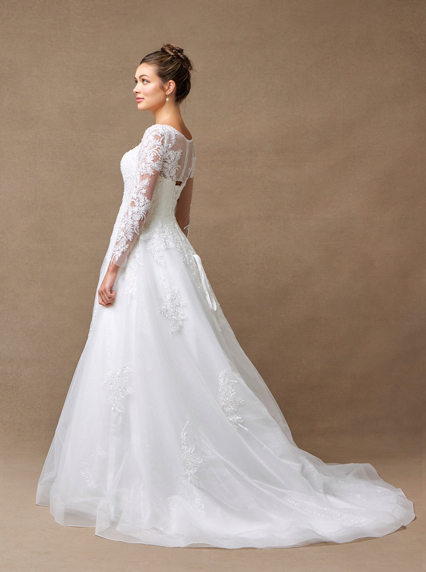 Vestido de Novia Manga Larga en Corte A en Encaje, Color Off White