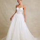 Vestido de Novia Corte en A con Escote de Corazón de Tul con Encaje Bordado, Color Off White