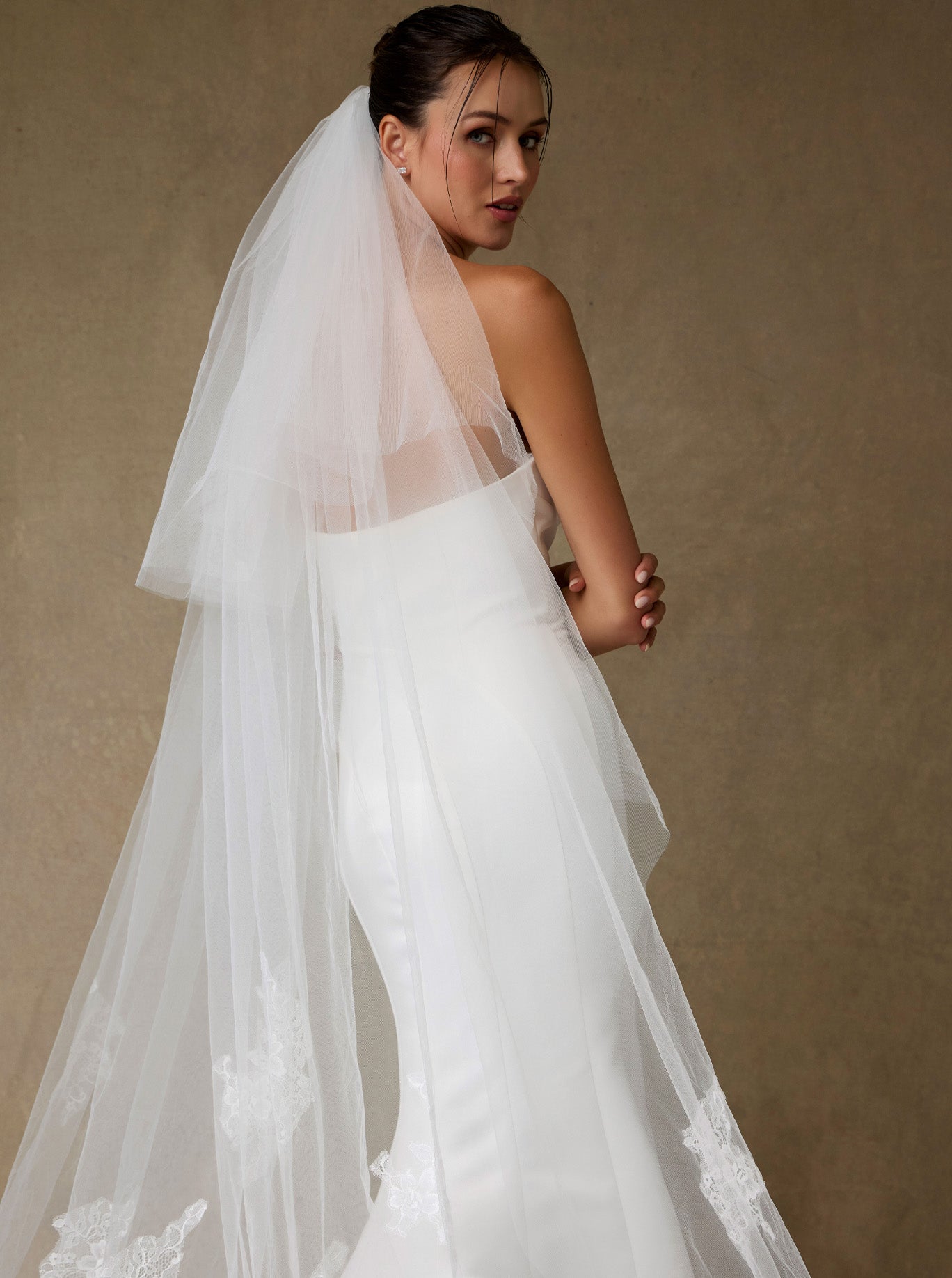 Velo de Novia de Tul Bordado, Color Off White