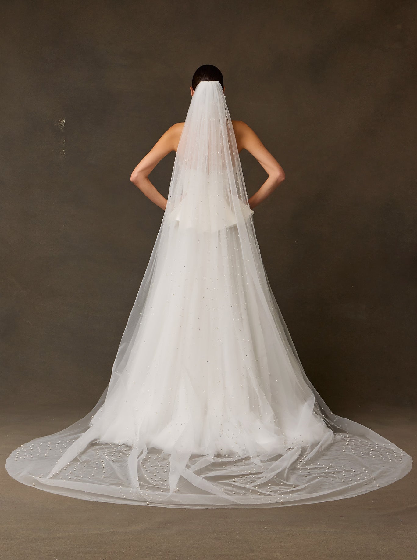 Velo de Tul con Perlas, Color Off White