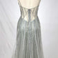 Vestido Corte Recto con Cauda de Tul y efectos brillosos (Dos Colores)
