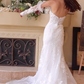 Vestido de Novia Corte Sirena sin Tirantes y Mangas Color Off White.