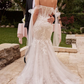 Vestido de Novia corte Sirena con Hombros Desconectados.