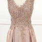 Vestido largo con escote en V y bolsillos, apropiado para diferentes ocasiones, incluida la madre de la novia, damas de honor y eventos formales.