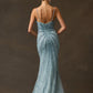 Vestido Corte Recinto, Con Tirantes Finos y Escote en V, Aplicaciones con Lentejuelas, Cristales y Perlas, Color Dusty Blue