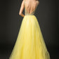 Vestido Línea A Con Sin Mangas Escote V Color Yellow Silver.