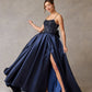 Vestido de Satén en Corte A con Tirantes y Aplicaciones en Pedrería Color Navy