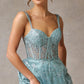 Vestido en Corte A en Encaje con Tirantes y Escote de Corazón, Color Sage