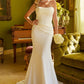 Vestido de Novia Ajustado con Drapeado en Escote y Cintura con Cauda Corta, Color Off White