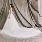 Vestido de Novia, Hombros Fuera y Escote en Corazón.