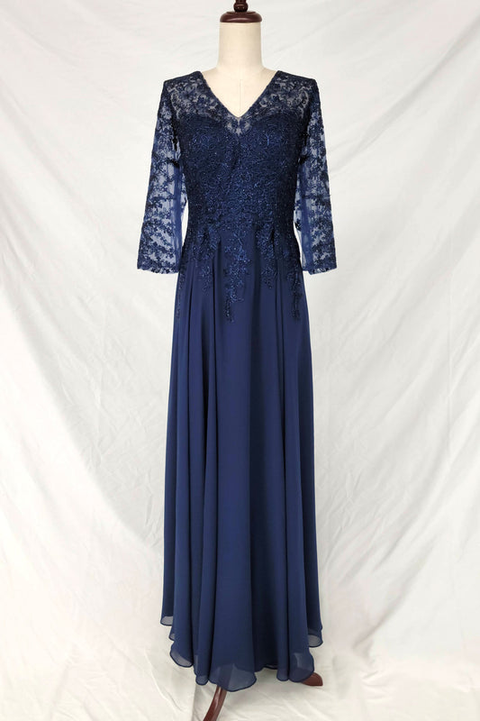 Vestido Largo en Corte A con Mangas 3/4, Escote en V y Bordados con Pedrería (Varios Colores)