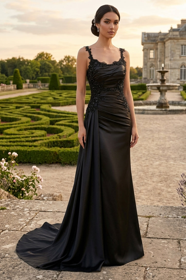 Vestido Ajustado Recto con Banda Lateral y Cauda, Con Tirantes, Escote Redondo, con Detalles de Bordado y Drapeado, Varios Colores