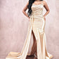 Vestido Ajustado Recto con Banda Lateral y Cauda, Con Tirantes, Escote Redondo, con Detalles de Bordado y Drapeado, Varios Colores
