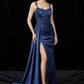Vestido Ajustado Recto con Banda Lateral y Cauda, Con Tirantes, Escote Redondo, con Detalles de Bordado y Drapeado, Varios Colores
