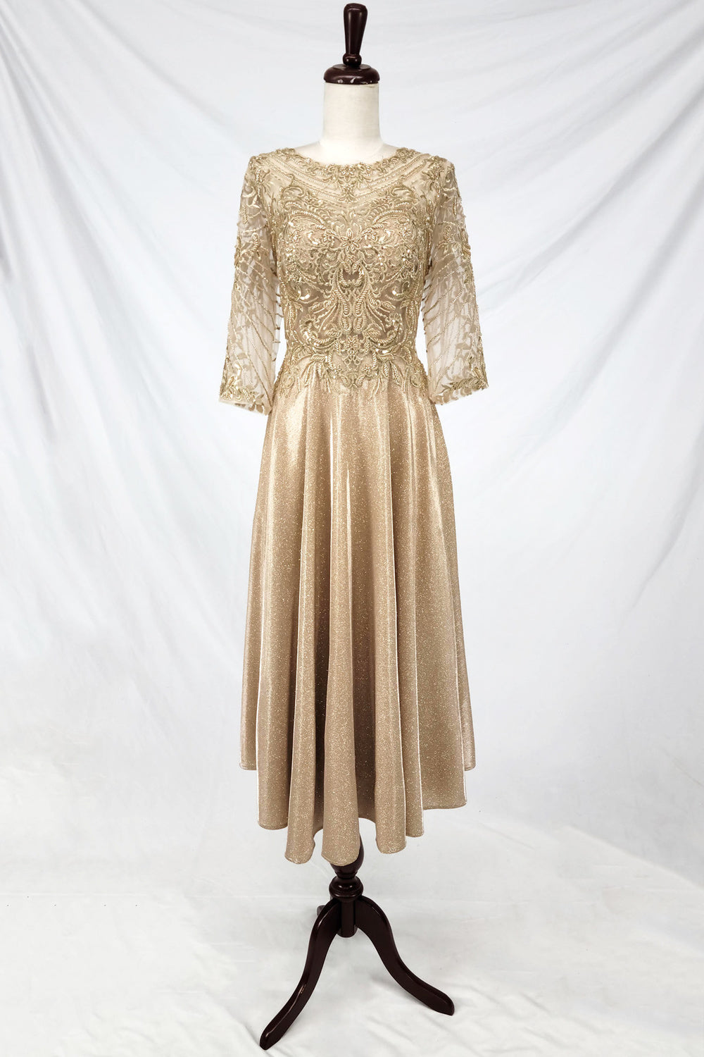 Vestido Midi con Bordados Ornamentales con Lentejuelas y Mangas 3/4 (Varios Colores)