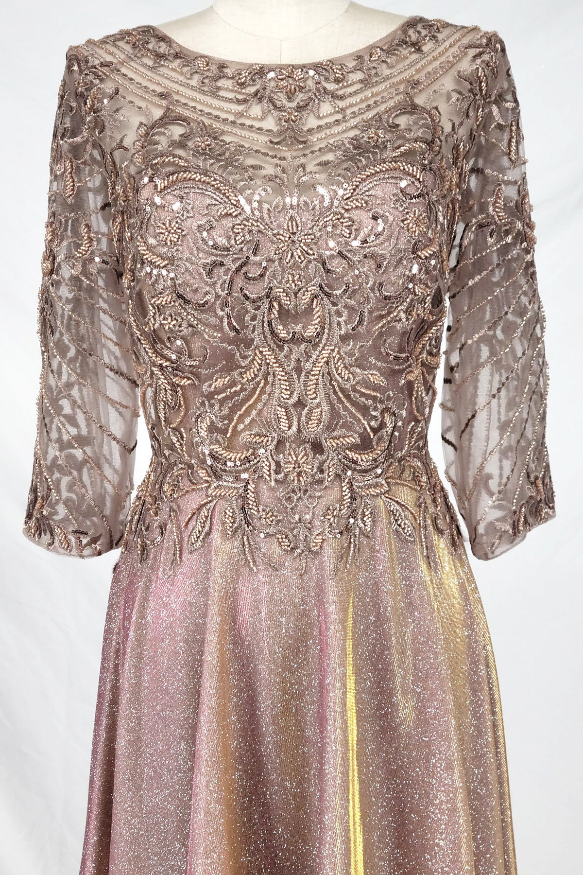 Vestido Midi con Bordados Ornamentales con Lentejuelas y Mangas 3/4 (Varios Colores)