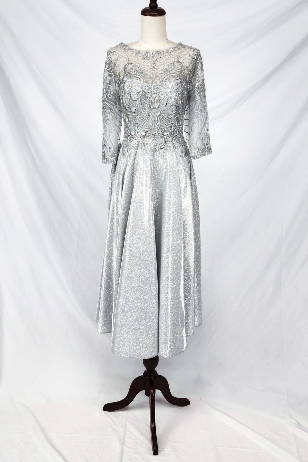 Vestido Midi con Bordados Ornamentales con Lentejuelas y Mangas 3/4 (Varios Colores)