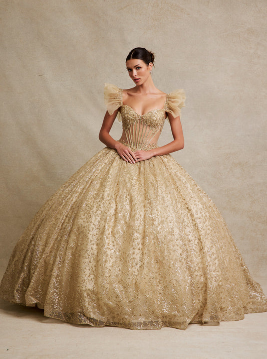 Vestido de Fiesta con Manga Corta de Tul Bordado con Brillos y Lentejuelas,  Color Gold