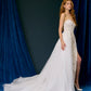 Vestido de Novia Recto con Sobrefalda Desmontable, sin Tirantes y Escote Corazón, Color Off White Nude