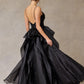 Vestido Línea A de Satén Con Detalles de lentejuelas en el Escote Color Black