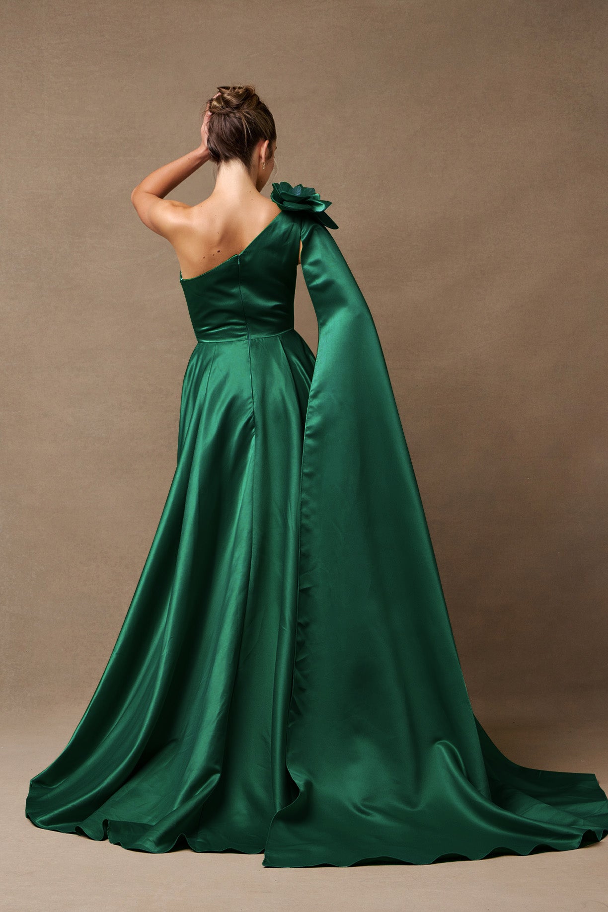 Vestido de Satén en Línea A con Abertura (Varios Colores)
