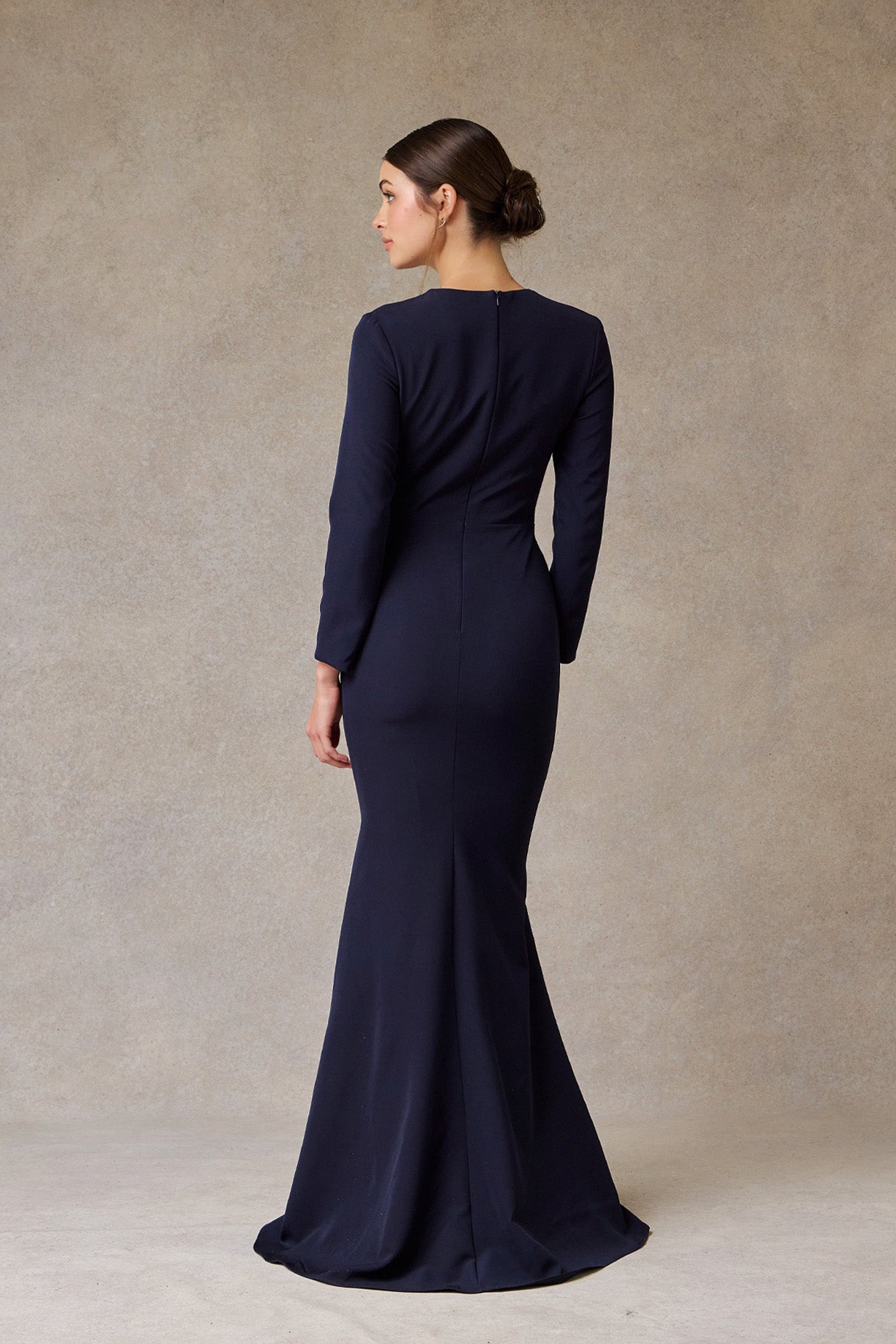 Vestido Corte Sirena Manga Larga Color Navy