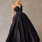 Vestido de Fiesta de Satén con Escote de Corazón Bordado con Cuentas, Cristales y Lentejuelas, Color Black