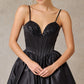 Vestido de Fiesta de Satén con Escote de Corazón Bordado con Cuentas, Cristales y Lentejuelas, Color Black