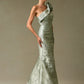 Vestido de Jacquard Estampado, Corte Sirena a un Solo Hombro con Detalla en Flor, Color Sage