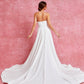 Vestido de Novia de Satín y Stretch con Abertura Color Off White.