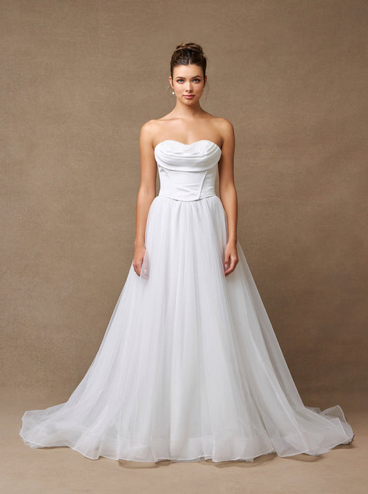 Vestido de Novia Corte en A Escote de Corazón Bordado con Perlas y Cristales Color Off White