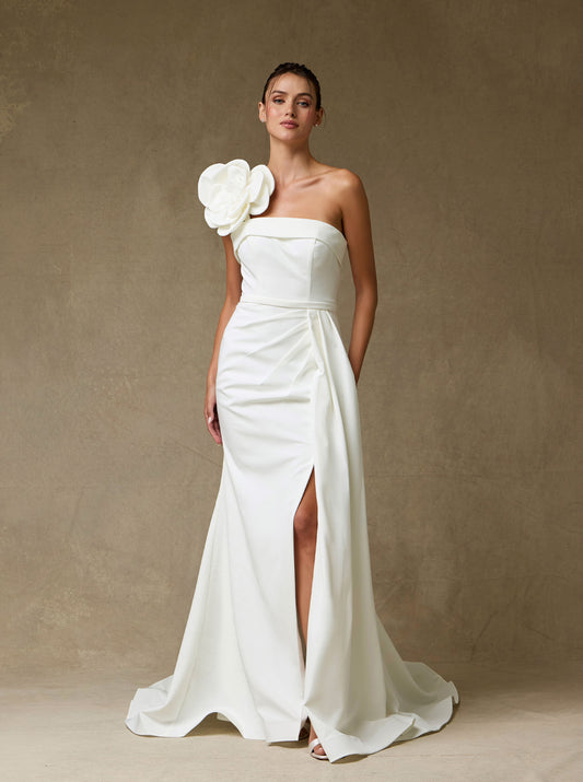 Vestido de Novia Corte Sirena con Tirante y Adorno Floral a Un Hombro, Abotonado en la Parte Posterior, Color Off White