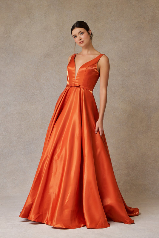 Vestido de Satén  en línea A con Cuello V (Varios Colores)