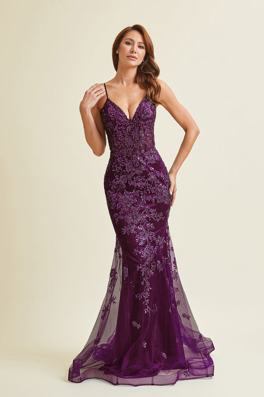 Vestido de Noche Corte Sirena  con Corse  Sin Mangas Color Plum.