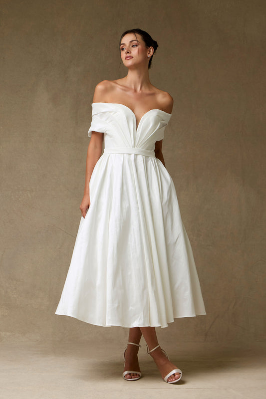 Vestido de Novia Corte MIDI Color Off White.