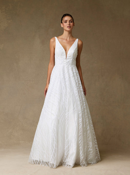 Vestido de Novia Corte en A, de Tul con Brillo, Escote en V, Tirantes Gruesos, Color White