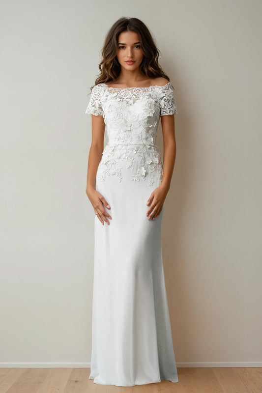 Vestido de Novia Corte Recto de Chiffon Bordado con Perlas y Flores en 3D, Color Off White