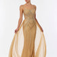 Vestido Recto con Cauda de Tul, Bordado con Cristales, Cuentas y Lentejuelas, Color Gold
